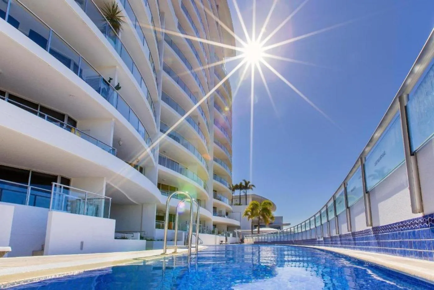 Sensational Ocean View 2 Bedroom Apartment Maroochydore